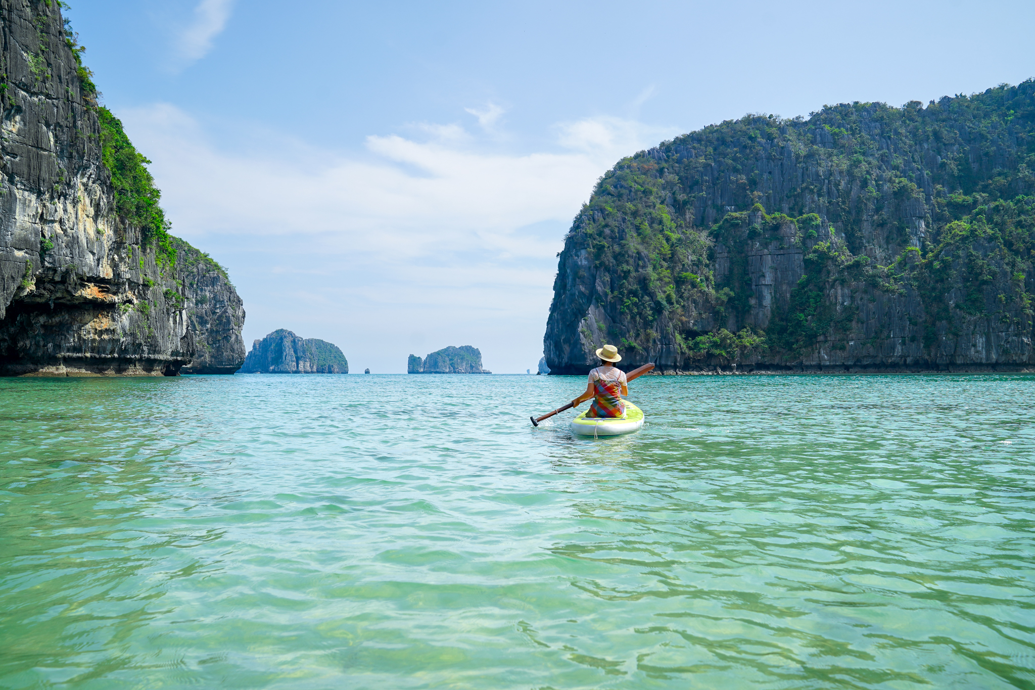 Du Lịch Đảo Ngọc Vừng Quảng Ninh: Hành Trình 2 Ngày 1 Đêm Vỗ Về Tâm Hồn