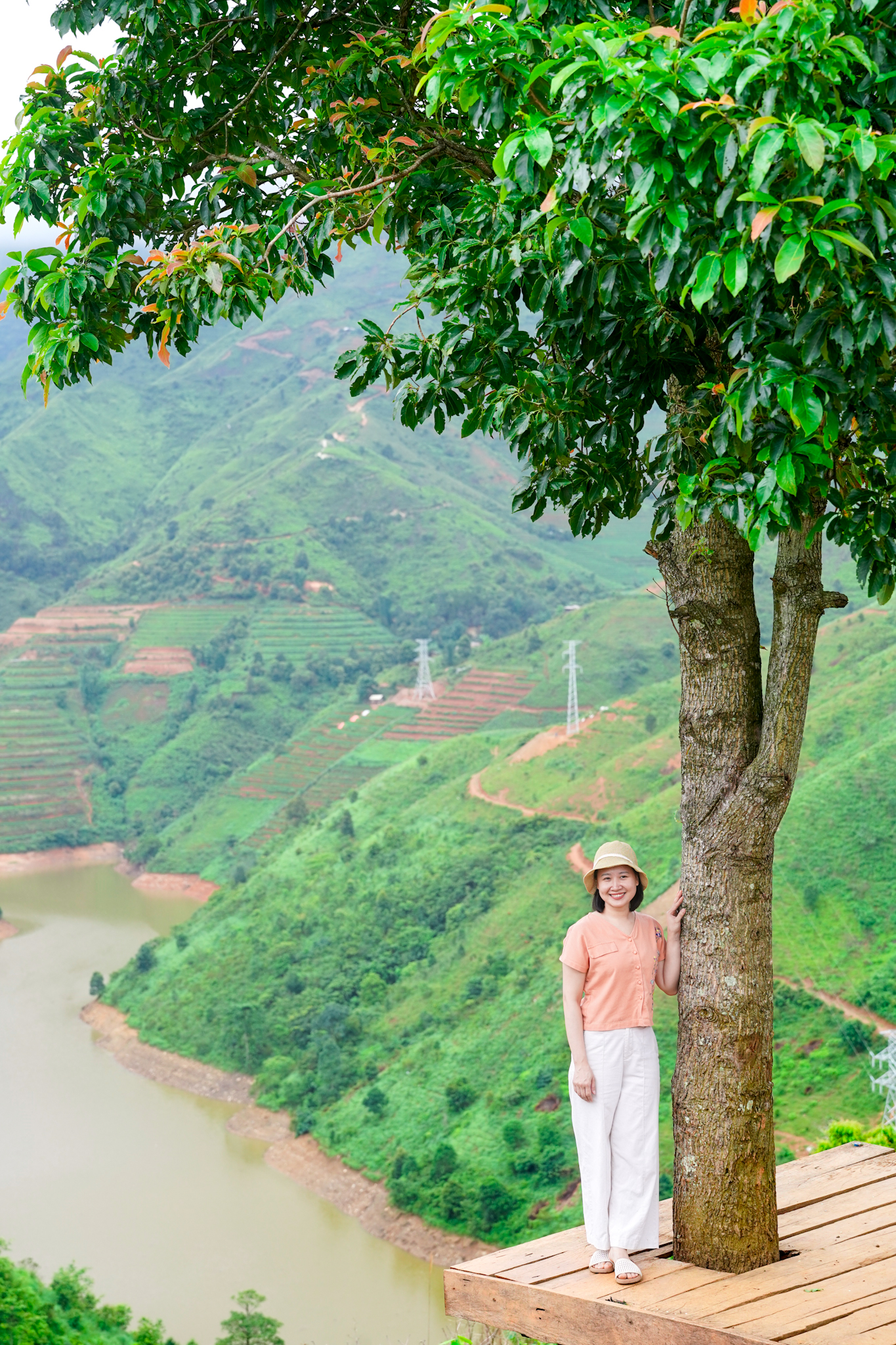 Lợi ích khi ghé thăm Cây Cô Đơn Tà Xùa - phần 1